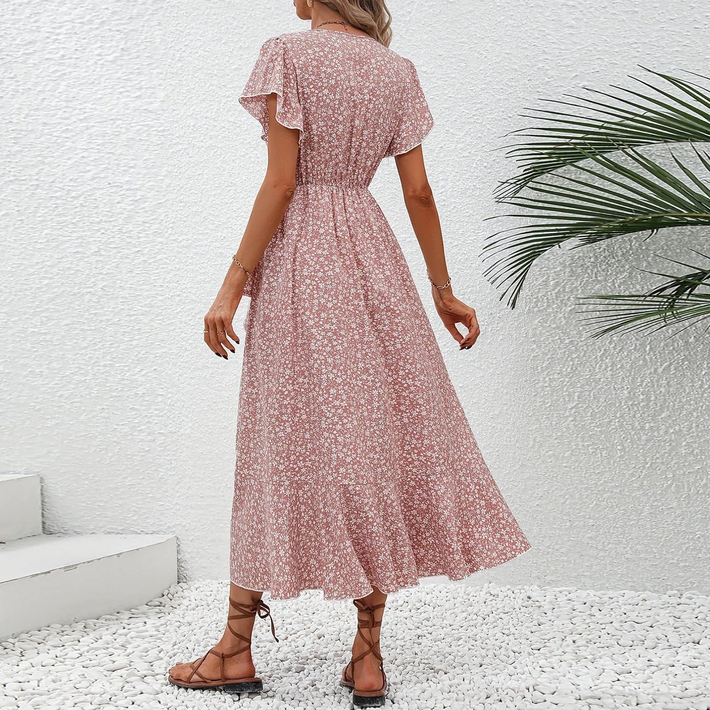 SORENA | Wickelkleid mit Blumenmuster und Schleifendetail