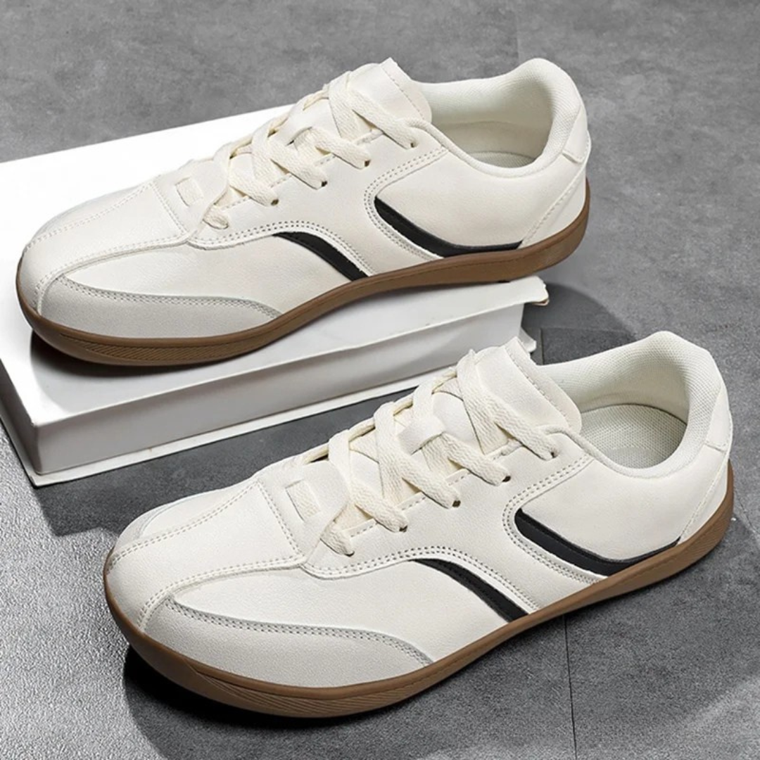 HANNOVER - Sneakers mit breiter Zehenbox