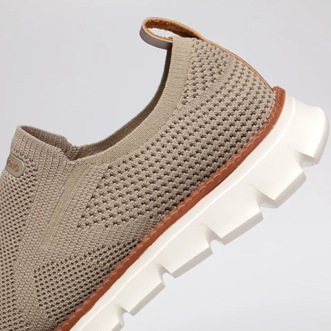 CONFY STEP™ | Atmungsaktiver Slip-On