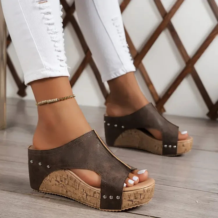 MELISSA - Hochwertige Sandalen mit Keilabsatz