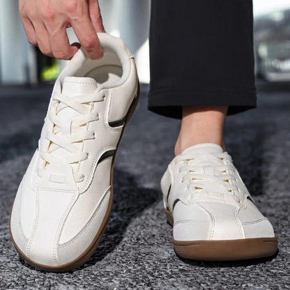 HANNOVER - Sneakers mit breiter Zehenbox