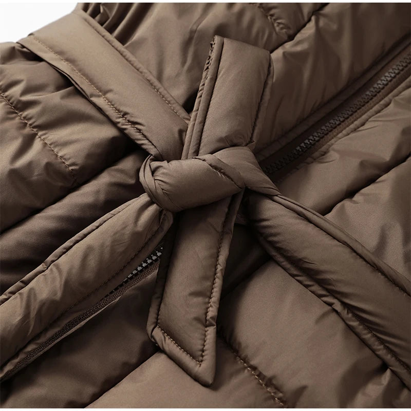 INGE – Elegante Jacke mit gefütterter Kapuze