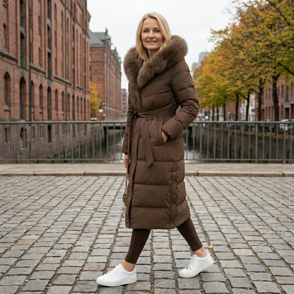 INGE – Elegante Jacke mit gefütterter Kapuze