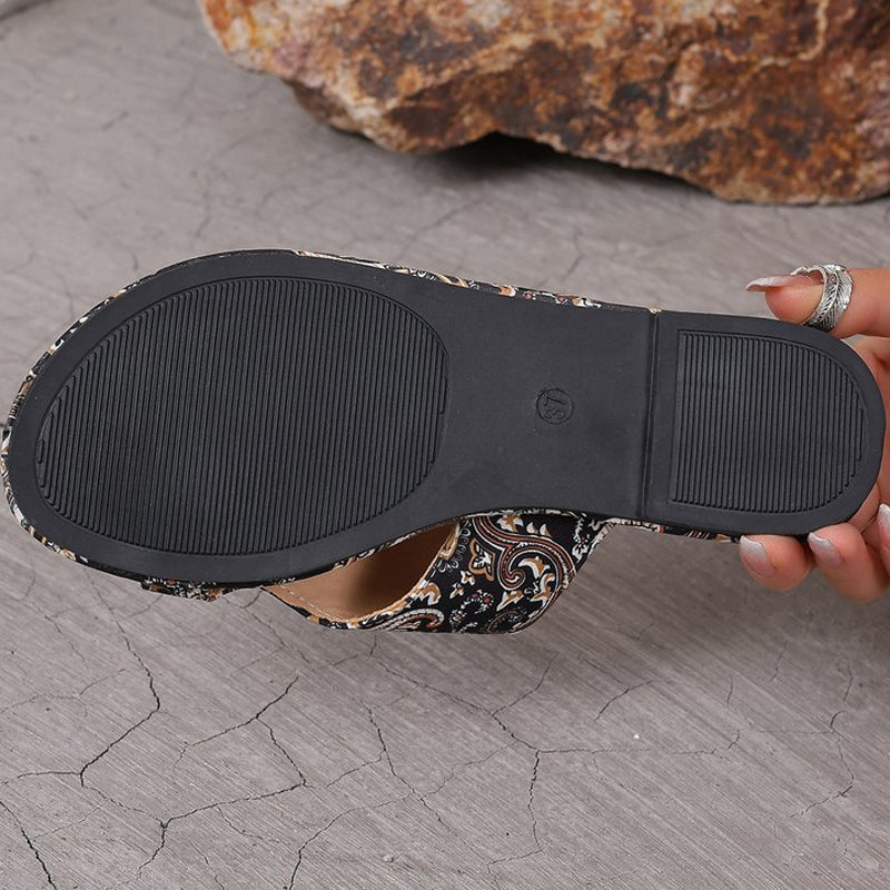 ANTONETTE - Leichte orthopädische Sandalen
